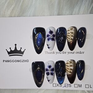 Handmade Elegant Blue and Gold Press-On Nails